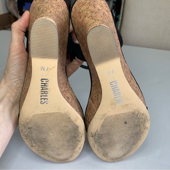 Style CHARLES Black Suede Cork Wedge Sandal Sz 7 - Picture 8 of 12